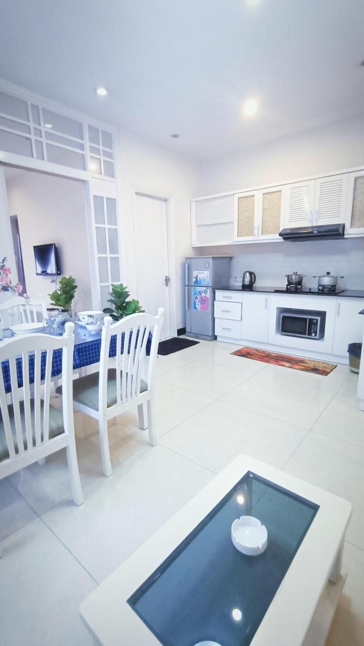 Queen Central Apartment Hotel Thành Pho Ho Chí Minh Esterno foto